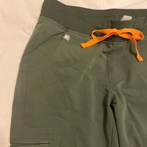 Figs women Zamora joggers dark olive